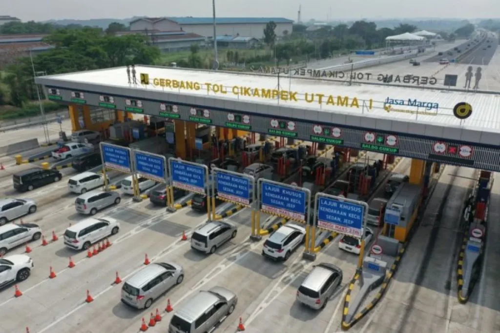 Gerbang Tol CIKATAMA