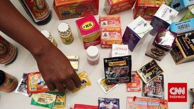 BPOM RI baru-baru ini menindak lebih dari 100 ribu obat berbahan herbal tidak sesuai ketentuan. Obat itu bisa menimbulkan kerusakan ginjal dan hati. Ilustrasi. (Adhi Wicaksono).