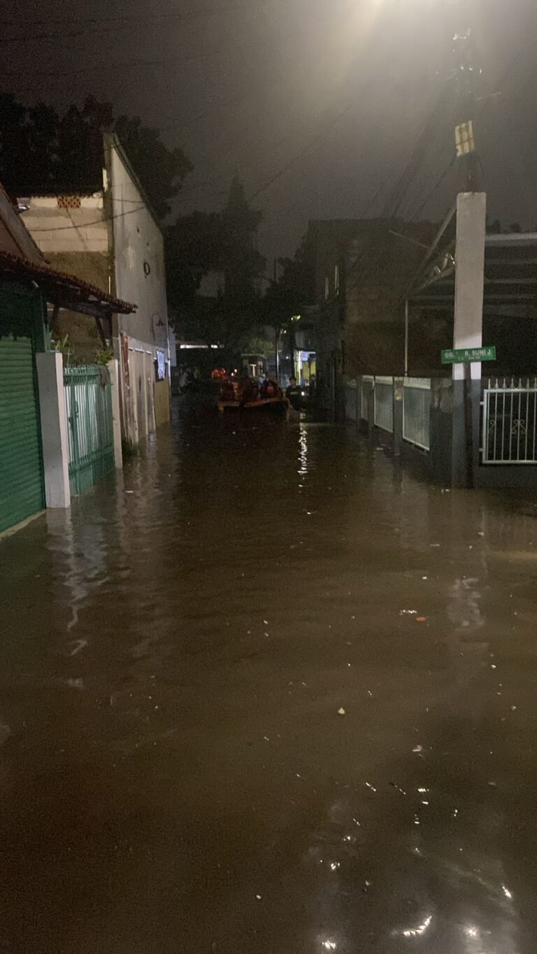 Jl kayu gede 1 graha raya, paku jaya, serpong utara, tangerang selatan, selasa (13/5/2025) malam.