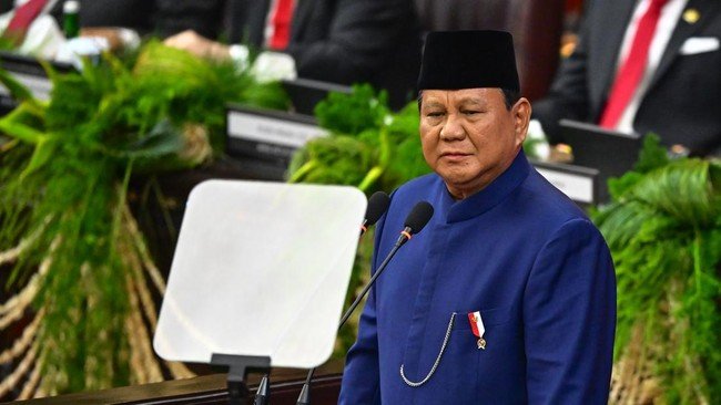 Prabowo menyiapkan 6 insentif untuk mendongkrak ekonomi kuartal II 2025, serta menjaga pertumbuhan ekonomi 2025 di level 5 persen. (Foto: ANTARA FOTO/Rivan Awal Lingga).