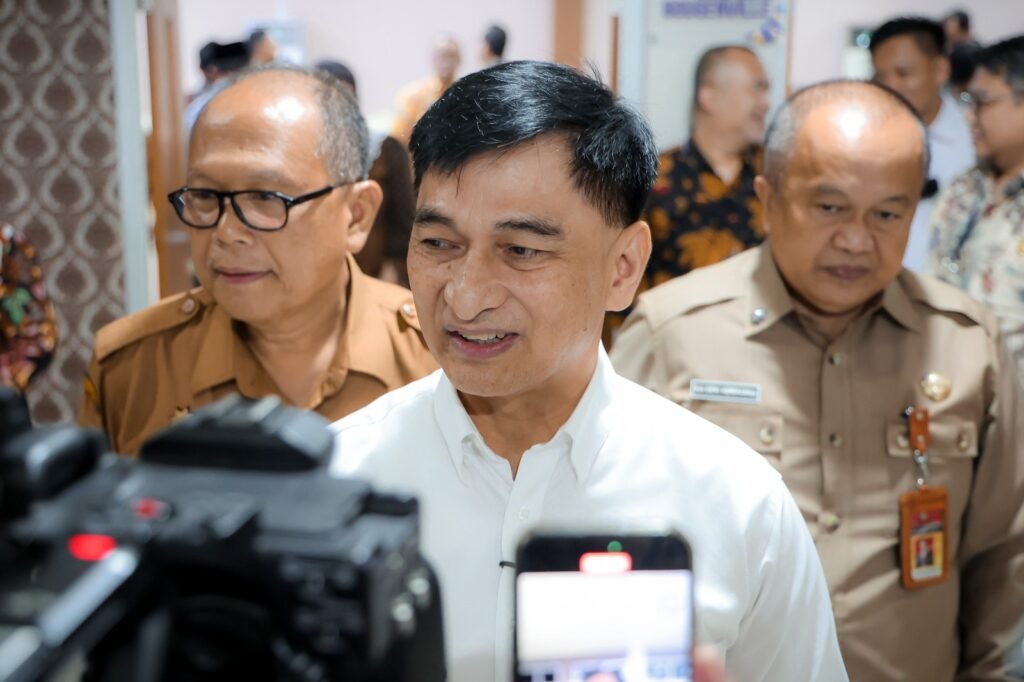 Wakil Gubernur Banten A Dimiyati Natakusuma