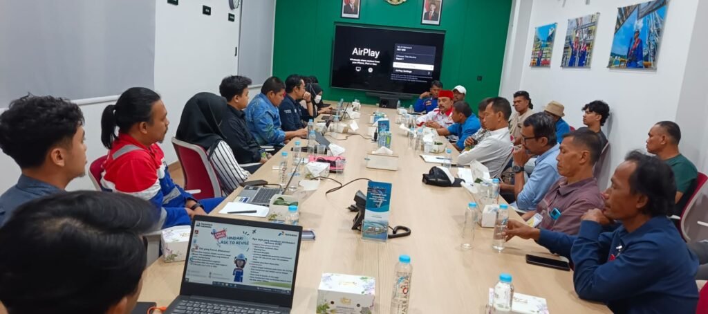 Audiensi antara warga RW 03, RW 04, dan RW 06 Kelurahan Lebakgede, Kecamatan Pulomerak, dengan pihak PT Pertamina Energy Terminal (LPG Terminal Tanjung Sekong)