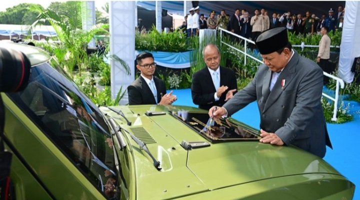 Presiden Prabowo Subianto meresmikan peluncuran Kendaraan taktis Terbaru Produksi PT Pindad di ajang JIEXPO Kemayoran. . Foto: BPMI Setpres/Muchlis Jr