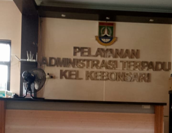 Melalui kejadian ini, Nina berharap Wali Kota Cilegon dapat mengevaluasi kinerja seluruh kepala kelurahan, terutama mereka yang dinilai tidak menjalankan tugasnya dengan optimal.