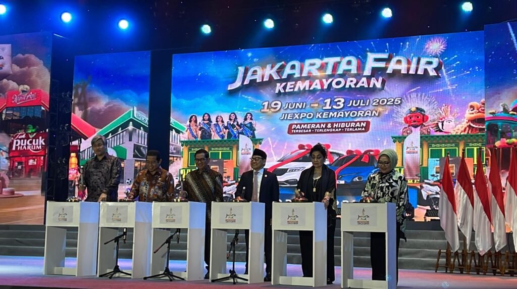 Gubernur DKI Jakarta Pramono Anung membuka secara resmi JFK 2025 di JIEXPO. Foto; Albert Stanley/portalbmi.id