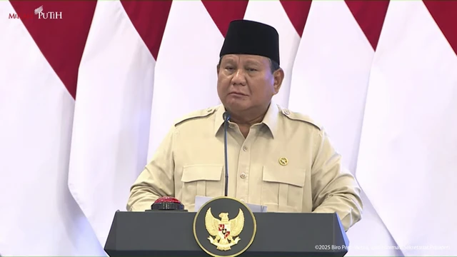 Presiden Prabowo memberikan sambutan pada acara peluncuran Logo dan Tema Hari Ulang Tahun Kemerdekaan RI ke-80, Rabu (23/7/2025). Foto: YouTube/Sekretariat Presiden