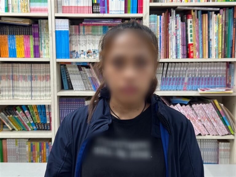 Wati (nama samaran) PMI tak berdokumen yang hamil 8 bulan sempat terlantar di stasiun kereta api Taichung. (Sumber Foto : CNA, 9 Juni 2025).