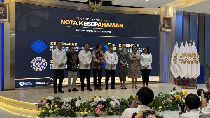 BP2MI menandatangani nota kesepahaman (MoU) dengan lintas kementerian. Metro TV/Ardi Lase