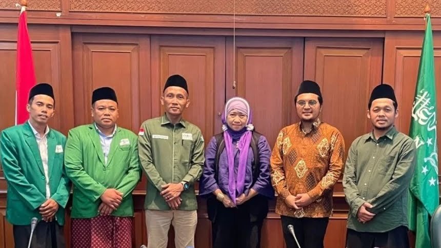 Usulan ini disampaikan dalam audiensi strategis bersama Pengurus Besar Nahdlatul Ulama (PBNU) yang berlangsung Jumat, 4 Juli 2025.