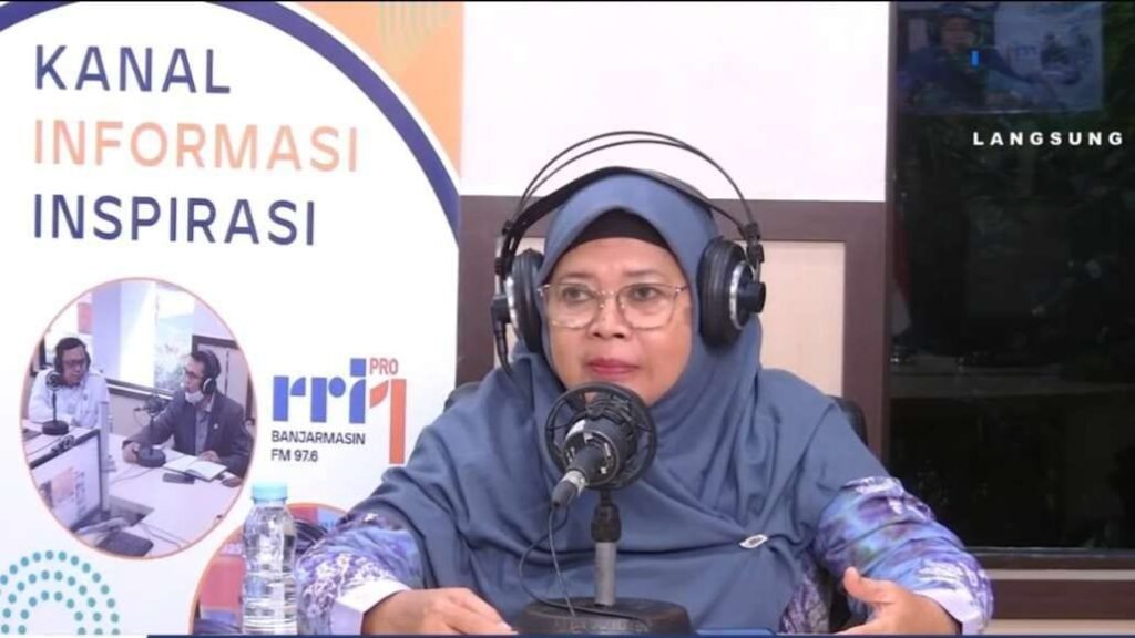 Norrahmiati,SE,MM (Akademisi IBITEK,d.h STIEI Banjarmasin, Pembina UMKM Maju Bersama),(Foto:rri.co.id/Tangkapan Layar Youtube).