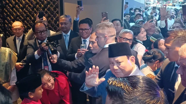 residen Republik Indonesia, Prabowo Subianto, tiba di hotel bintang 5 di Manhattan, New York, Amerika Serikat, pada Sabtu (20/9). Foto: Zamachsyari/kumparan