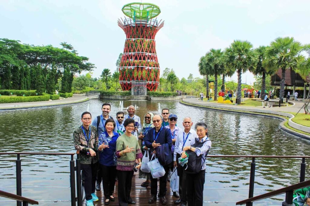 PT Bintang Toedjoe menerima kunjungan dari International Regulatory Cooperation for Herbal Medicines (WHO–IRCH)