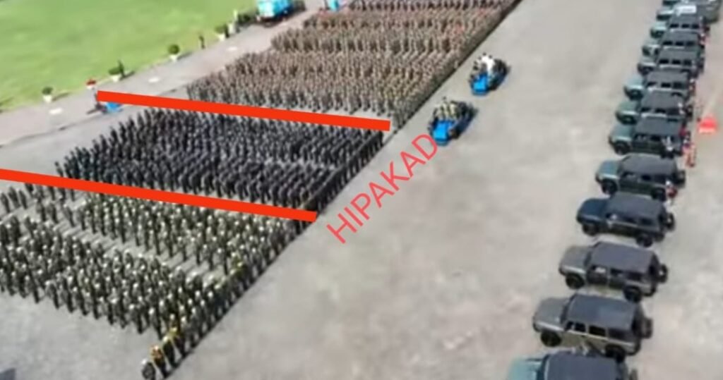 Parade Barisan HIPAKAD 1 SSB 400 dalam HUT TNI Ke-80 di Silang MONAS 5/10.