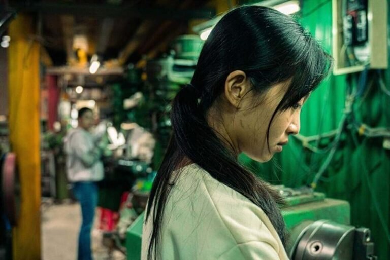 Potongan gambar dari film "A Better Place." (Sumber Foto : Dokumentasi Public Television Service)