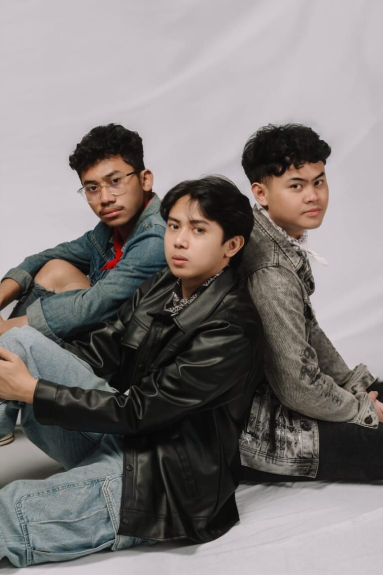 Heylo Jeylo Rilis Videoklip Terbaru "Bantal Favorit"