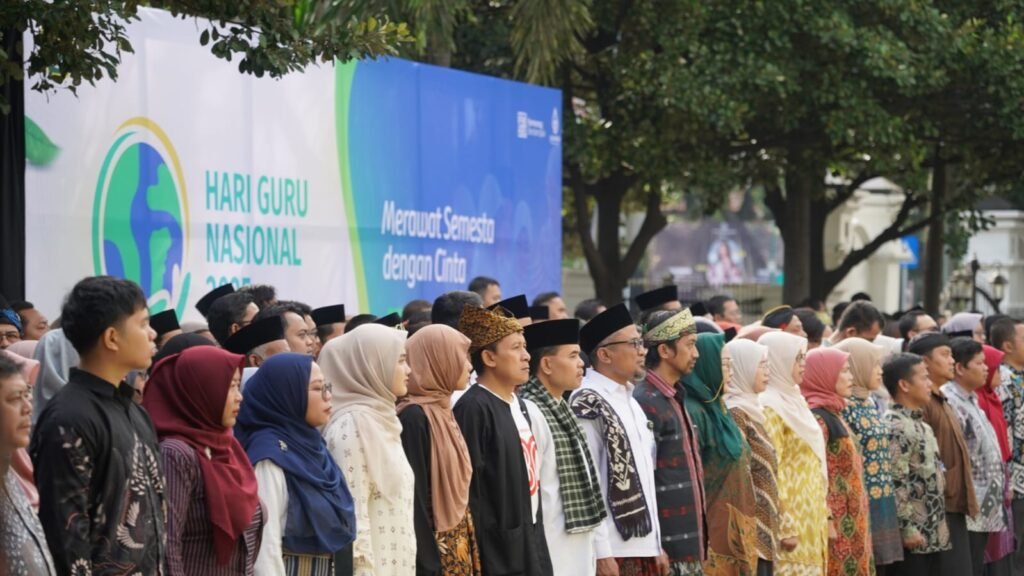 Upacara peringatan Hari Guru Nasional di kantor Kementrian Agama, 25/11/2025.