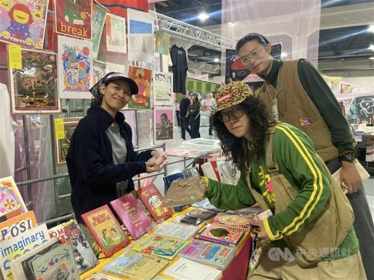 Lapak dari Yogyakarta Art Book Fair di Taipei Art Book Fair, Jumat (Sumber Foto: CNA, 21 November 2025)