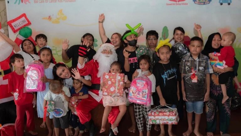 Kepedulian nyata terhadap anak pejuang kanker melalui acara bertajuk “A Magical Christmas with Bali Care for Cancer Kids Foundation”. FOTO: Ayu05-PBMI