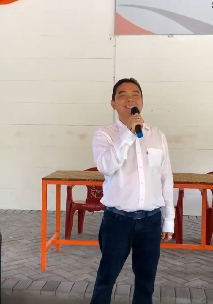 Ketua Group Beramal88, Deffry Boy dalam sambutannya di Pondok Lansia Berdikari. Dok. Verry02-PBMI