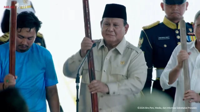 Presiden Prabowo Subianto meresmikan acara panen raya dan pengumuman swasembada pangan di Karawang, Rabu (7/1/2026). Foto: YouTube/ Sekretariat Presiden