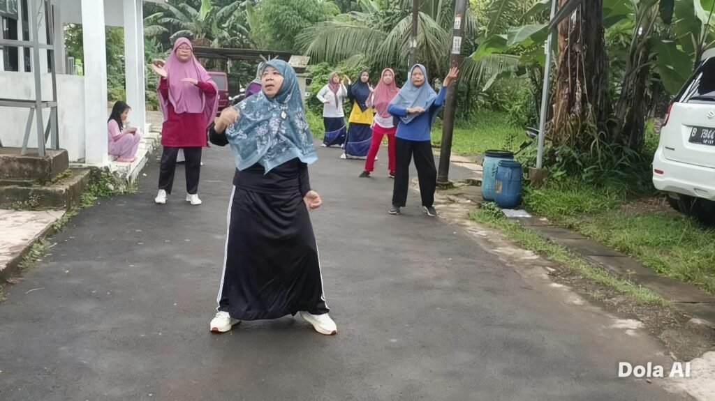 ORKI sukses menyelenggarakan kegiatan senam kebugaran massal yang dipusatkan di area terbuka Perumahan Citra Prima I Blok E, Sabtu (31/1/2026). FOTO: Indarto07/portalbmi.id