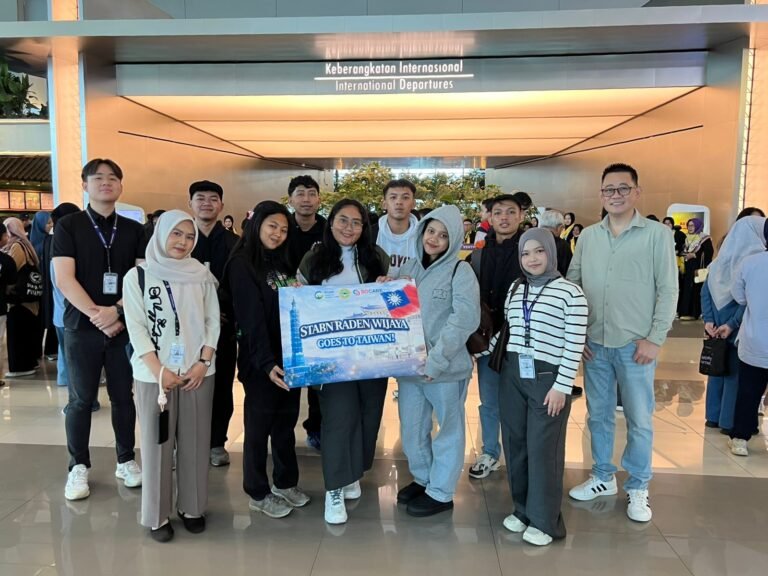 PT Socare group International berangkatkan program Magang mahasiswa STABN Raden Wijaya Wonogiri ke Taiwan, FOTO: Verry01/ portalbmi.id