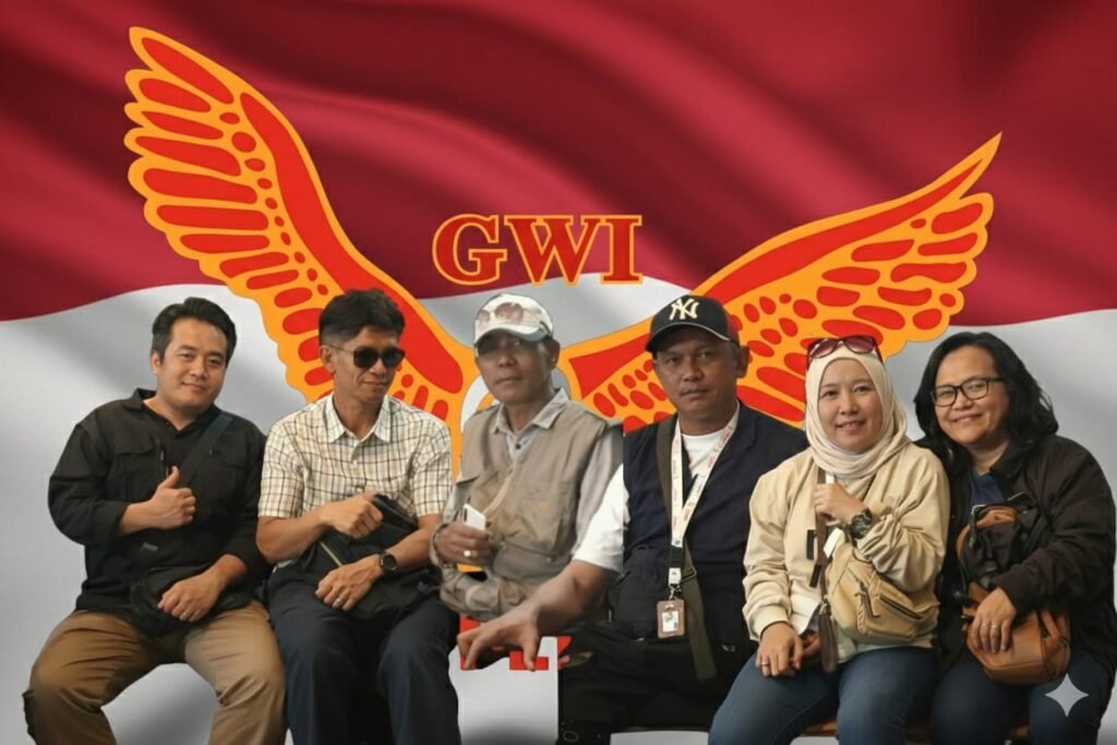 Rombongan GWI Kalbar terlebih dahulu menyambangi salah satu instansi pemerintah di Kota Sambas. FOTO: Aep05/ portalbmi.id