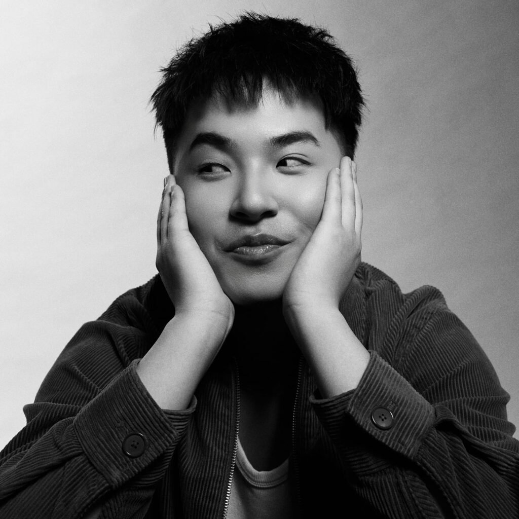 Musisi asal Australia, Keenan Te, melanjutkan perjalanan bermusiknya di kancah global dengan merilis single terbarunya yang berjudul ‘Bones. FOTO: Allung06/ portalbmi.id