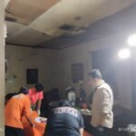 Penemuan jenazah seorang pria di dalam rumahnya pada Sabtu (7/2/2026) jam 17:10 WIB. FOTO: Henny06/portalbmi.id