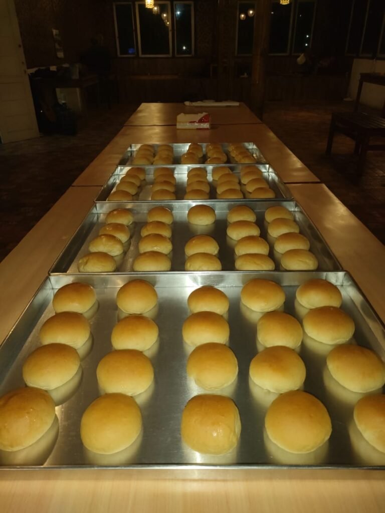 Produk roti premium lokal bertajuk Roti ‘A’ resmi diluncurkan di Provinsi Banten. FOTO: M. Furqon/Achi06 portalbmi.id