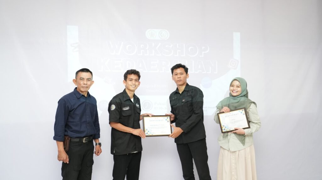 Workshop Kedaerahan bertajuk “Membangun Kreativitas Melalui Desain Grafis".