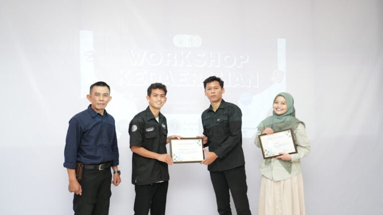 Workshop Kedaerahan bertajuk “Membangun Kreativitas Melalui Desain Grafis".