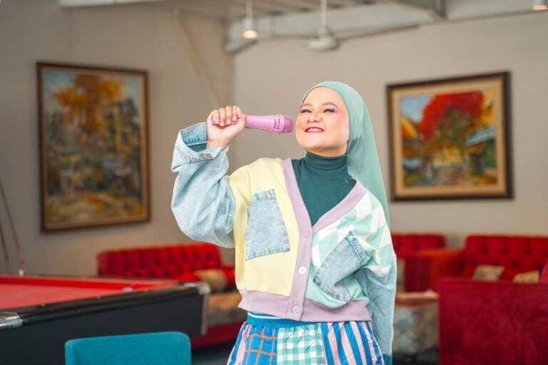 Band city pop asal Bogor, Billkiss, kembali memberi warna baru di industri musik Indonesia.