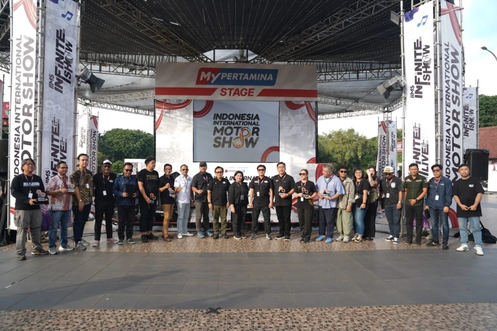 Memasuki hari-hari terakhir, IIMS 2026 semakin memanjakan pengunjung dengan beragam program dan promo. FOTO: Allung06/portalbmi.id