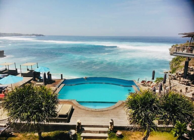 Dream Beach Nusa Lembongan. FOTO: Santi07/portalbmi.id