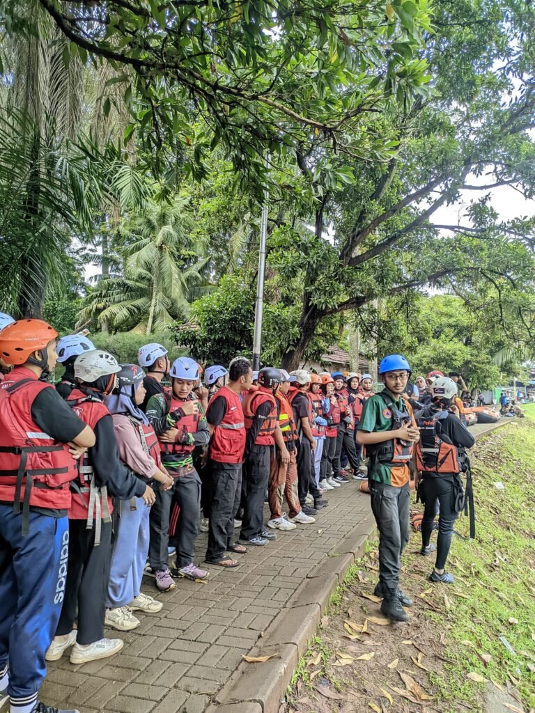 Setara Peduli Bencana menggelar pelatihan intensif Water Rescue (Penyelamatan di Air). FOTO: Henny06/ portalbmi.id