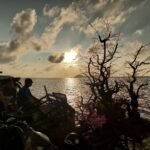 Sunset di Motor Tambang atau Motor Aek, Penjajab, Pemangkat - Sungai Batang, Jawai Selatan. FOTO: Aep05/portalbmi.id