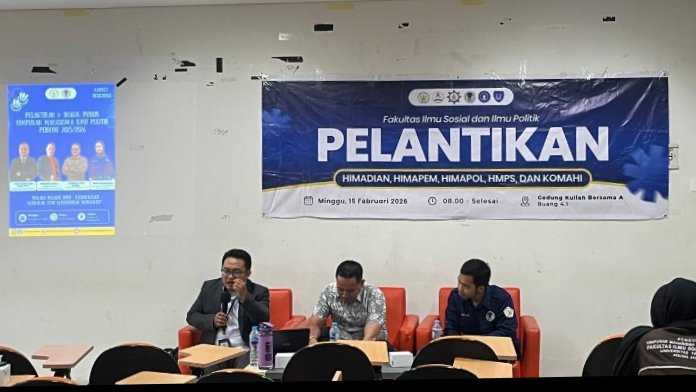 Rasionalisasi Kebijakan Atau Kemunduran Demokrasi Panpel( Himpunan Mahasiswa Ilmu Politik Untan. Menghadirkan Firdaus.S.IP.M.Sos dan Ahmadi.S.KOM selaku Perwakilan DPRD Mempawah di Gedung Kuliah Bersama Lantai 4 tanggal 15 /2/2026. FOTO: Firdaus06/ portalbmi.id