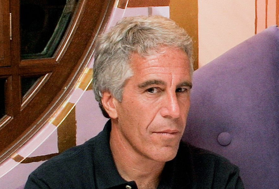 Jeffrey Epstein, seorang pemodal asal Amerika Serikat yang terlibat dalam kejahatan perdagangan seks dan eksploitasi seksual anak di bawah umur