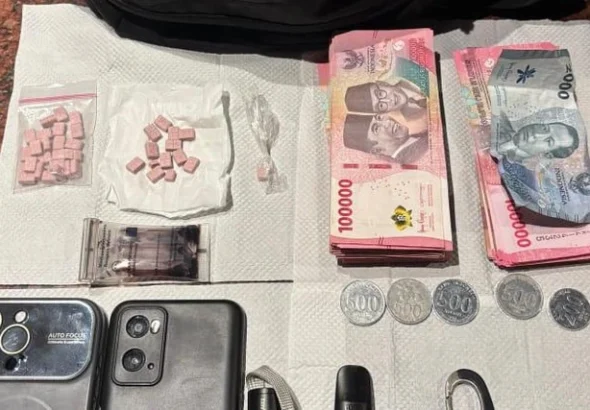 Dittipidnarkoba Bareskrim Polri mengungkap kasus peredaran narkoba di tempat hiburan malam di Bali. Foto: Bareskrim Polri