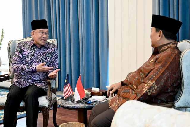 Presiden Prabowo Subianto menerima kunjungan Perdana Menteri Malaysia Anwar Ibrahim di Istana Merdeka, Jakarta, Jumat (27/3/2026). Foto: Cahyo - Biro Pers, Media, dan Informasi Sekretariat Presiden