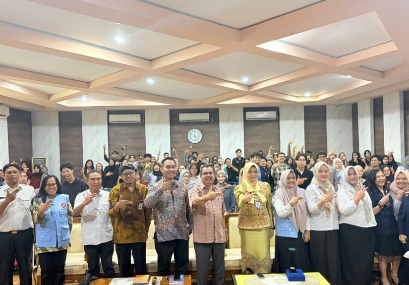 Kegiatan Dialog Publik Ilmu Administrasi Publik Lokasi Acara (Magister Sosial) Bersama Pembicara : KPK -RI , TANJAK dan BPSDM Kalbar. FOTO: Firdaus06/portalbmi.id