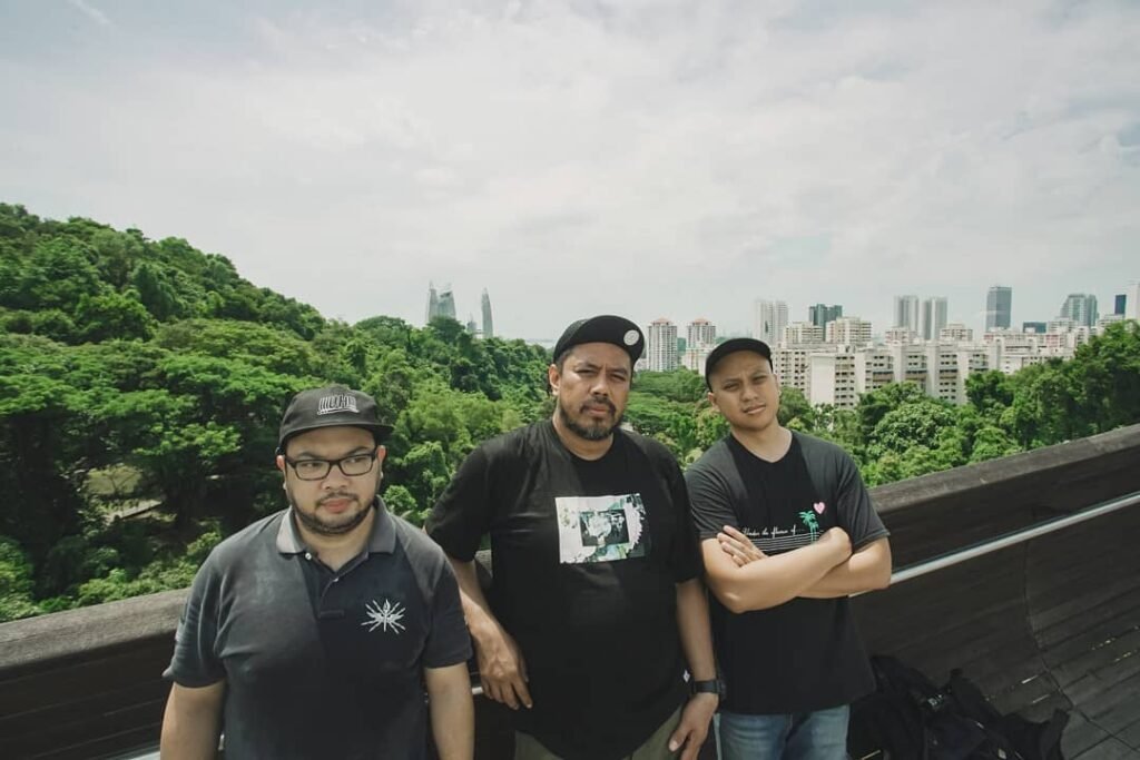 Agrikulture, kembali melanjutkan perjalanan musikalnya dengan merilis single terbaru bertajuk “Terang Di Gelap Cahaya”. FOTO: Allung06/portalbmi.id