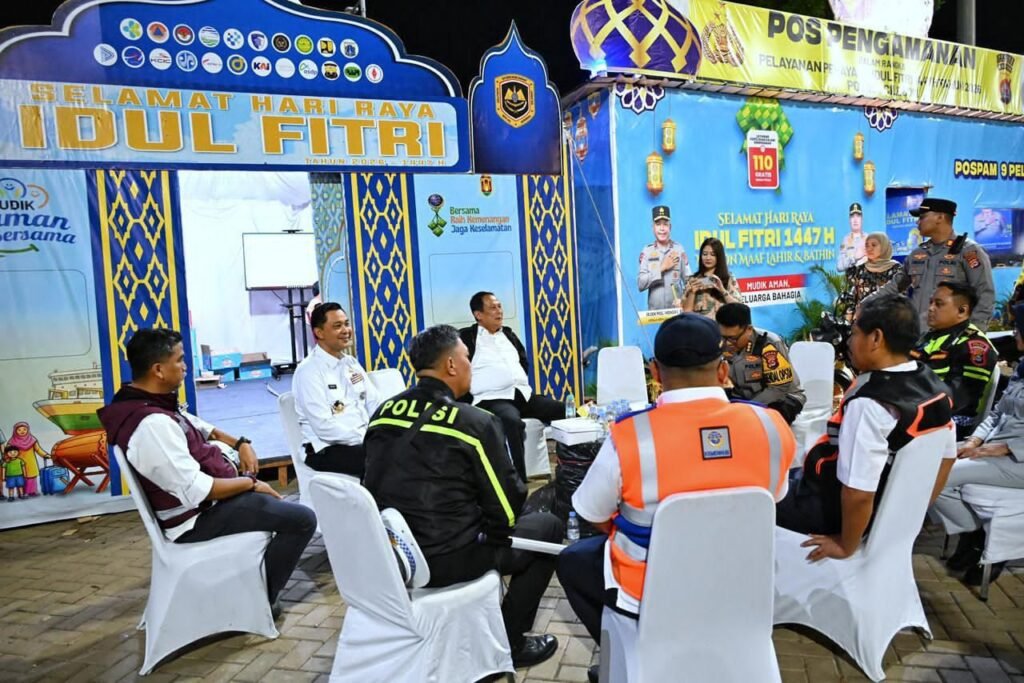 Wakil Menteri Perhubungan (Wamenhub) Republik Indonesia, Suntana, meninjau pelaksanaan Angkutan Lebaran 2026 di Pelabuhan Ciwandan, Banten. FOTO: Budi05/portalbmi.id