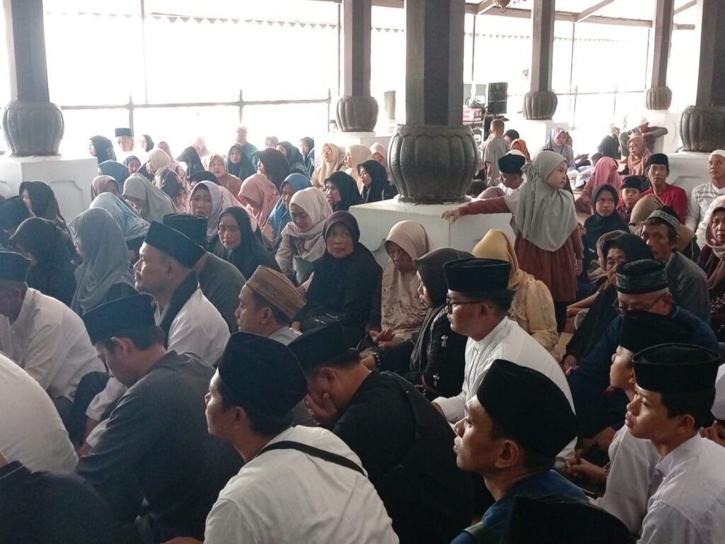 Tradisi sawalan yang menjadi bagian tak terpisahkan dari perayaan Idul Fitri di Provinsi Banten. FOTO: Achie06/portalbmi.id