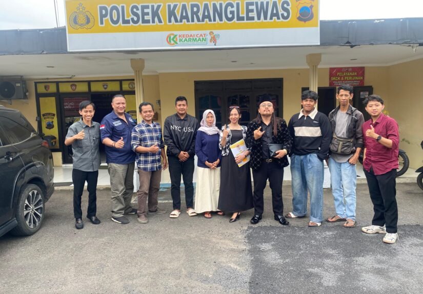 Untuk menyelesaikan perkara, Lasmini menggandeng Adv. Nanang Kunto Adi, S.H. dan Adv. Abdul Latif Heriyadi, S.H. sebagai kuasa hukum. FOTO: Imam07/potalbmi.id