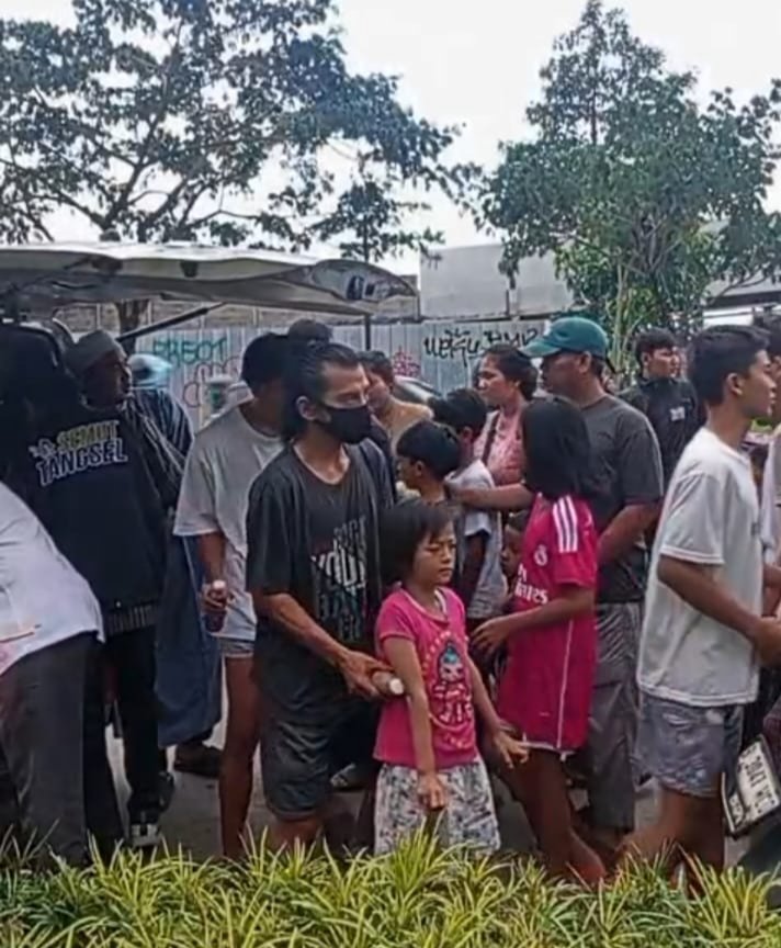 Kolaborasi Lintas Komunitas Warnai Alun-Alun Pondok Aren. FOTO: Henny06/portalbmi.id