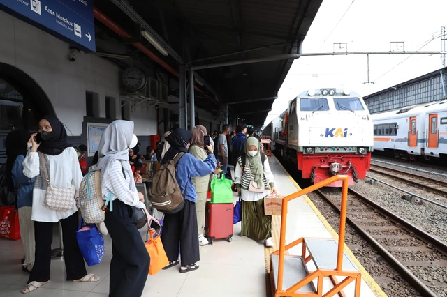 PT Kereta Api Indonesia (Persero) memastikan pengembalian biaya tiket (refund) sebesar 100 persen. Dok. PT KAI