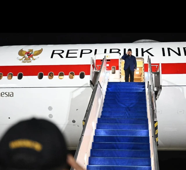 Presiden Prabowo Subianto terbang menuju Moskow untuk bertemu Presiden Vladimir Putin. Foto: Dok Sekretariat Kabinet
