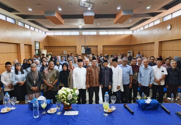 Halal Bihalal dan syukuran keluarga besar Fakultas Ilmu Sosial dan Ilmu Politik Universitas Tanjungpura. FOTO: Firdaus06/portalbmi.id